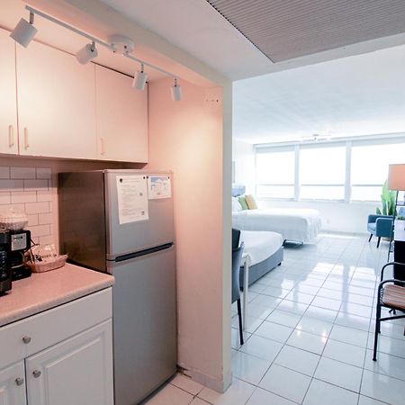 Castle 1733 Ocean View Studio With Direct Beach Access, Pool, Tennis & Free Parking Miami Beach Exteriör bild