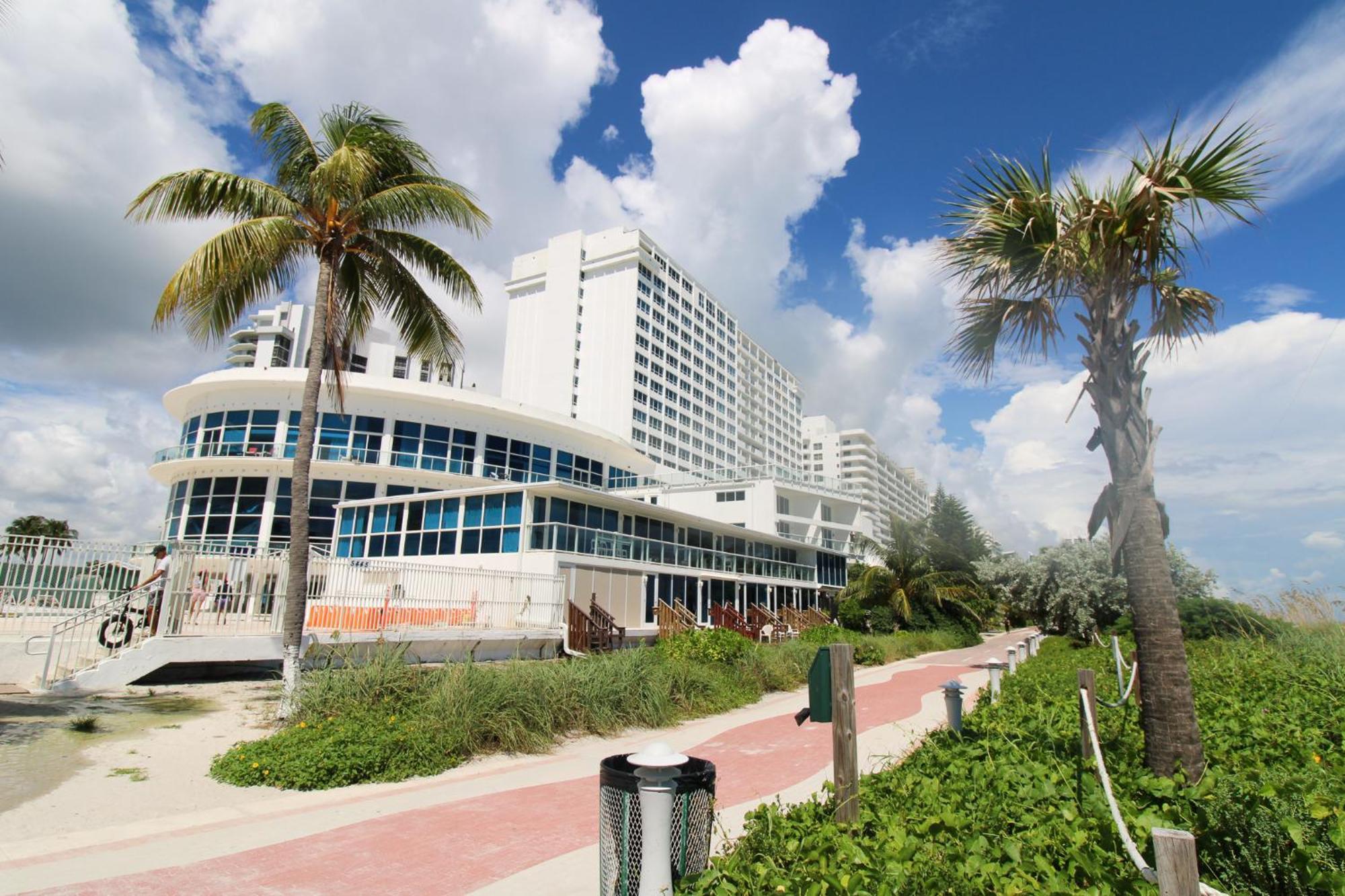 Castle 1733 Ocean View Studio With Direct Beach Access, Pool, Tennis & Free Parking Miami Beach Exteriör bild