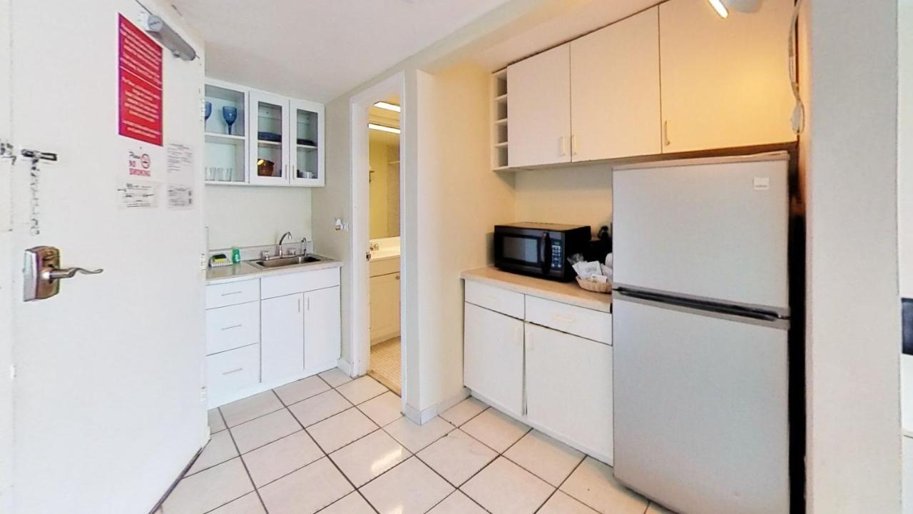 Castle 1733 Ocean View Studio With Direct Beach Access, Pool, Tennis & Free Parking Miami Beach Exteriör bild